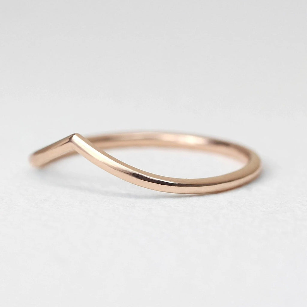 14K Gold 1.20mm Chevron Ring