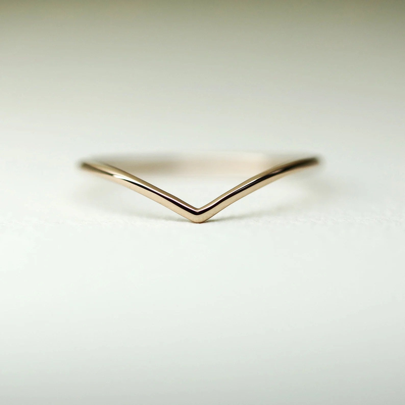 14K Gold 1.20mm Chevron Ring